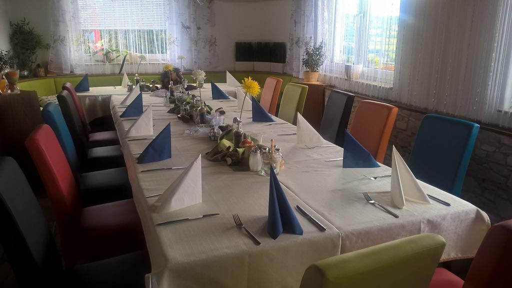Landhotel Sonnenhof Motorradkrauk أليتشيسبيرغ المظهر الخارجي الصورة
